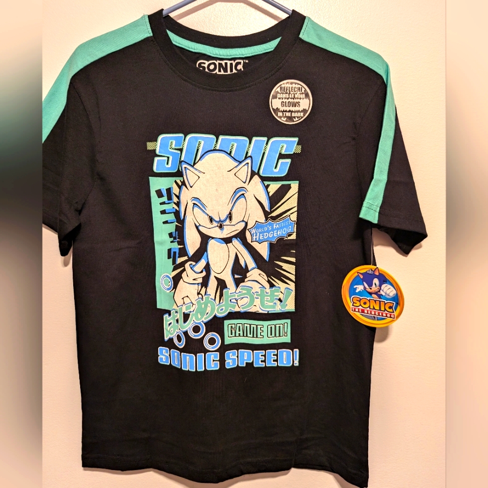 Boys Sonic The Hedgehog Shirt Brand New With Tag Glow In The Dark